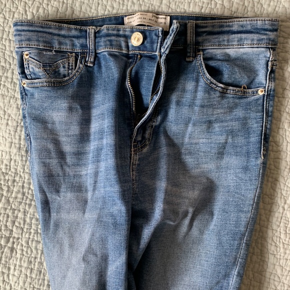 Stradivarius high waist jeans size 8 - Picture 4 of 6